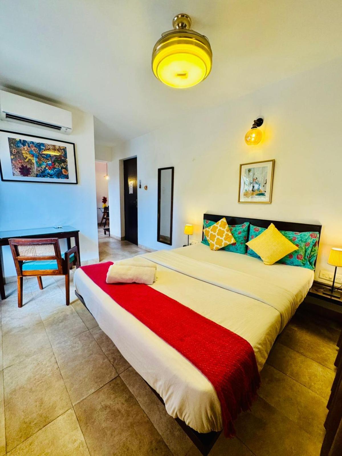 Half Hotel, Calangute Exterior photo